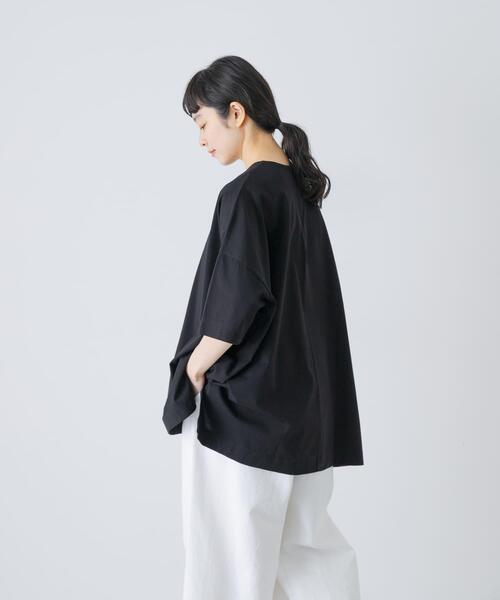 かぐれ(カグレ)の「オーバークルーネックカットソー(Tシャツ/カットソー・レディース・ブラック/オフホワイト・FREE)」の19枚目の写真