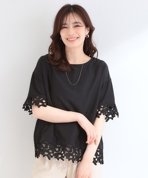SHOO・LA・RUE（シューラルー）の「【ひんやり/洗濯後しわになりにくい/S-LL】コーデの主役になる レース付きブラウス（シャツ/ブラウス・レディース・ブラック/イエロー系その他/アイボリー・01/02/03/04）」の4枚目の写真