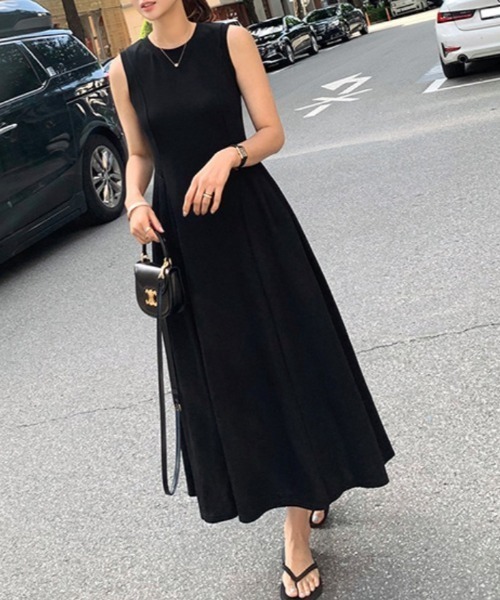YUGA（ユーガ）の「YUGA_YGMC　　Korean-style　Sleeveless cut-and-sew dress（ワンピース・レディース・ブラック/カーキ/オフホワイト・FREE）」の12枚目の写真