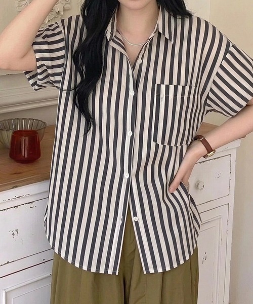 yuue' ( wear )(ユーイ)の「バルーンスリーブストライプ半袖シャツ(シャツ/ブラウス・レディース・グリーン/ブラック・FREE)」の1枚目の写真