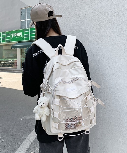 HAILY(ヘイリー)の「フロントメッシュ×ドローコード多機能バックパック/通勤通学/リュック/ユニセックス(バックパック/リュック・レディース・ブラック/アイボリー・FREE)」の8枚目の写真