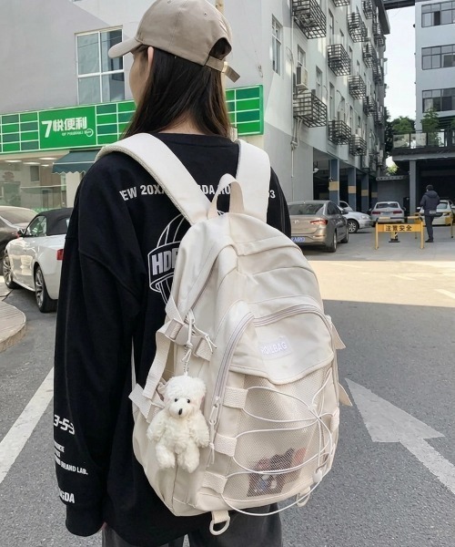 HAILY(ヘイリー)の「フロントメッシュ×ドローコード多機能バックパック/通勤通学/リュック/ユニセックス(バックパック/リュック・レディース・ブラック/アイボリー・FREE)」の6枚目の写真
