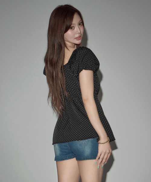 CeLess(セレス)の「Puff Sleeve Dot Peplum / パフスリーブ ドット柄ペプラム(シャツ/ブラウス・レディース・ホワイト/ブラック・FREE)」の11枚目の写真