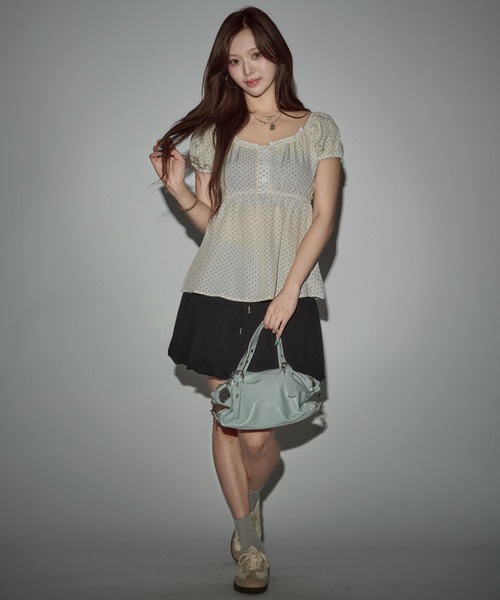 CeLess(セレス)の「Puff Sleeve Dot Peplum / パフスリーブ ドット柄ペプラム(シャツ/ブラウス・レディース・ホワイト/ブラック・FREE)」の7枚目の写真