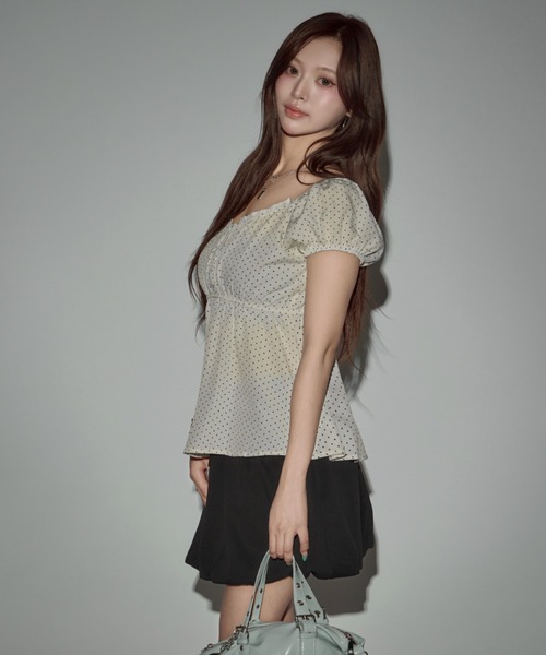 CeLess(セレス)の「Puff Sleeve Dot Peplum / パフスリーブ ドット柄ペプラム(シャツ/ブラウス・レディース・ホワイト/ブラック・FREE)」の5枚目の写真