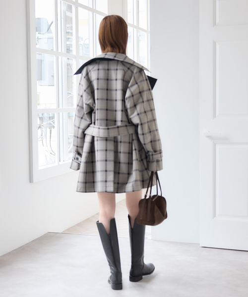 U by SPICK&SPAN(ユーバイスピックアンドスパン)の「フロントボタンニットオールインワン(つなぎ/オールインワン・レディース・ブラック/グレー・FREE)」の4枚目の写真