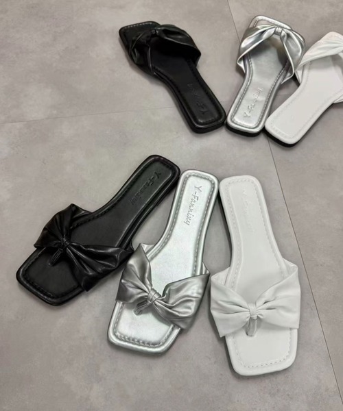 mebole(メボレ)の「フラットリボンサンダル(サンダル・レディース・ブラック/ホワイト/シルバー・SMALL/MEDIUM/LARGE)」の4枚目の写真