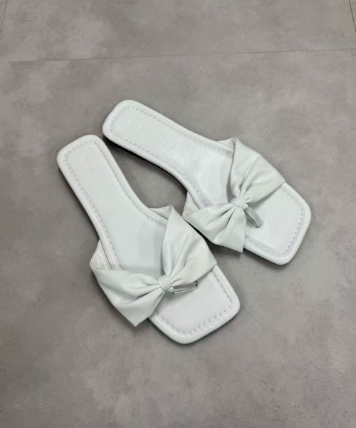 mebole(メボレ)の「フラットリボンサンダル(サンダル・レディース・ブラック/ホワイト/シルバー・SMALL/MEDIUM/LARGE)」の8枚目の写真