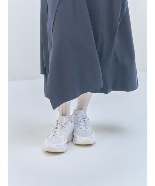 ASICS(アシックス)の「GEL-NUNOBIKI / ゲルヌノビキ(スニーカー・レディース・ホワイト×シルバー・22.5/24/26/24.5/28/25.5/27/27.5/25/26.5/23/23.5)」の18枚目の写真