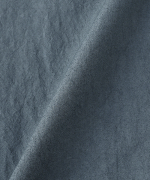 Ets.MATERIAUX(マテリオ)の「ETS.MATERIAUX(マテリオ) Sulfur Dyed スタンドシャツ(シャツ/ブラウス・メンズ・サックスブルー/カーキ/ホワイト・3/2)」の8枚目の写真