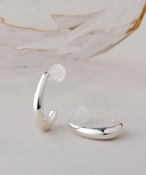 CALIN STANDARD(カリンスタンダード)の「◆金属アレルギー対応◆◆made in japan◆ 【高品質ポスト】【純金・純銀厚メッキ】スリムライン ジルコニアセラミックポストピアス(ピアス(両耳用)・レディース・シルバー/ゴールド/ピンクゴールド・FREE)」の2枚目の写真