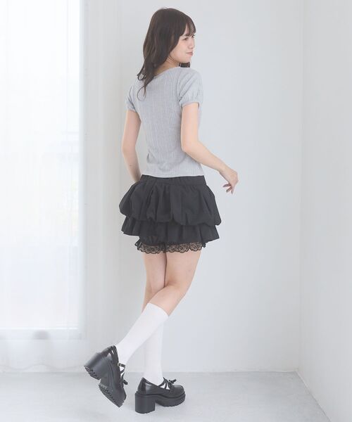 MAJESTIC LEGON(マジェスティックレゴン)の「裾レースバルーンミニスカパン(スカート・レディース・ホワイト系その他2/ブラック/アイボリー・MEDIUM)」の18枚目の写真