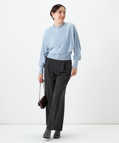 NOLLEY’S Sophi(ノーリーズソフィ)の「ノースリーブハイネック+ポンチョセット(ニット/セーター・レディース・ダークブラウン/サックスブルー/レッド・38)」の10枚目の写真