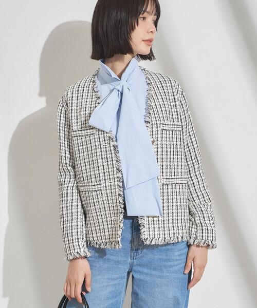 INDIVI(インディヴィ)の「【華やか/着回し力◎】上品ツイードVネックジャケット(ノーカラージャケット・レディース・サックスブルー系3/ブラック系3/ホワイト系6・13/15 /36/38/40/05/19)」の5枚目の写真