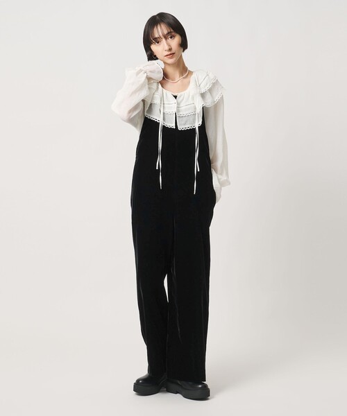 UNITED ARROWS(ユナイテッドアローズ)の「ベルベット サロペットパンツ(サロペット/オーバーオール・レディース・ネイビー/ブラック・38/36)」の2枚目の写真
