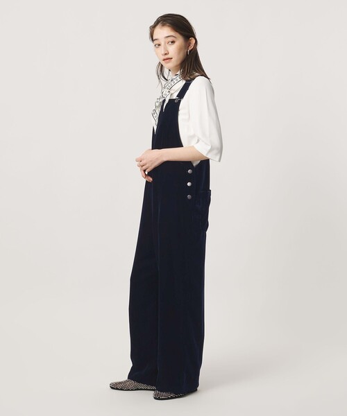 UNITED ARROWS(ユナイテッドアローズ)の「ベルベット サロペットパンツ(サロペット/オーバーオール・レディース・ネイビー/ブラック・38/36)」の6枚目の写真