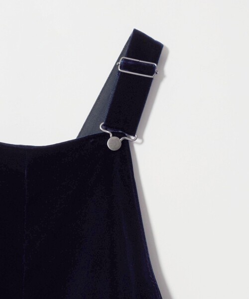 UNITED ARROWS(ユナイテッドアローズ)の「ベルベット サロペットパンツ(サロペット/オーバーオール・レディース・ネイビー/ブラック・38/36)」の19枚目の写真