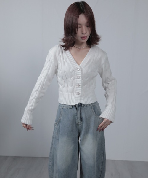 nonomi(ノノミ)の「Vネック ケーブル編み クロップド ニットカーディガン(カーディガン/ボレロ・レディース・ホワイト/ブラック・L/M)」の18枚目の写真