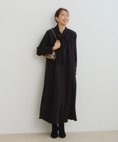 VERMEIL par iena(ヴェルメイユパーイエナ)の「《追加3》2WAY ボウタイワンピース(ワンピース・レディース・カーキ/ネイビー・FREE)」の8枚目の写真