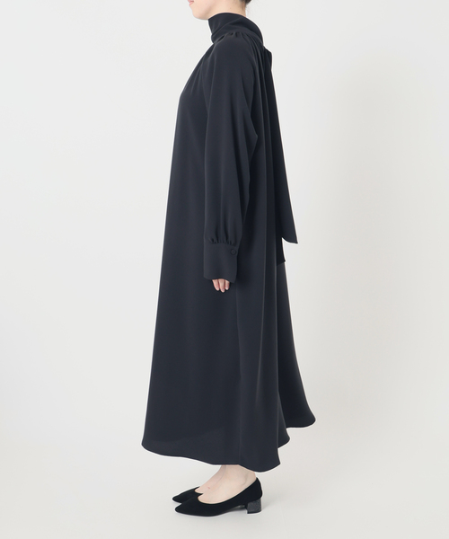 VERMEIL par iena(ヴェルメイユパーイエナ)の「《追加3》2WAY ボウタイワンピース(ワンピース・レディース・カーキ/ネイビー・FREE)」の14枚目の写真