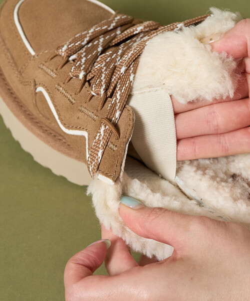 FREAK'S STORE（フリークスストア）の「限定展開 UGG/アグ W LOWMEL MULE/ウィメンズ ローメル ミュール[6~8サイズ展開]（スニーカー・レディース・キャメル/ブラック・7/8/6）」の9枚目の写真
