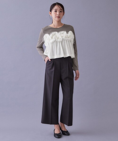 index(インデックス)の「フリルぺプラムドッキングトップス【洗濯機OK】(Tシャツ/カットソー・レディース・チャコールグレー/オフホワイト・40/38/36)」の9枚目の写真