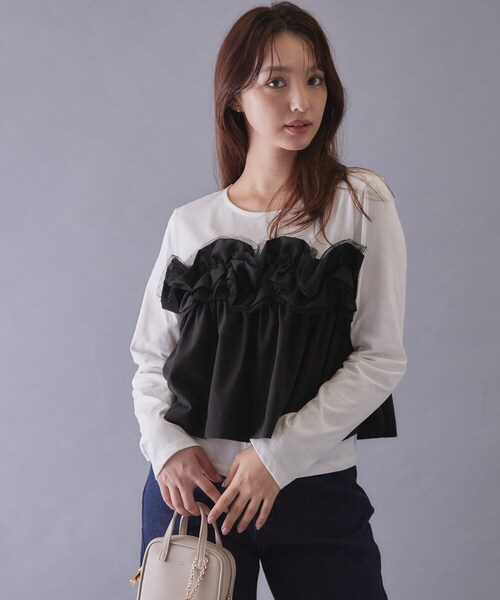 index(インデックス)の「フリルぺプラムドッキングトップス【洗濯機OK】(Tシャツ/カットソー・レディース・チャコールグレー/オフホワイト・40/38/36)」の12枚目の写真