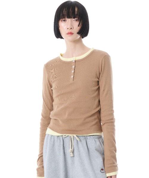 FRUIT OF THE LOOM(フルーツオブザルーム)の「FTL ヘンリーネック 2カラーパック L/S(Tシャツ/カットソー・レディース・パープル/レッド/ブラウン・S/M/L)」の2枚目の写真