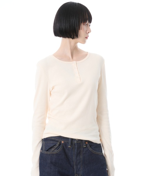 FRUIT OF THE LOOM(フルーツオブザルーム)の「FTL ヘンリーネック 2カラーパック L/S(Tシャツ/カットソー・レディース・パープル/レッド/ブラウン・S/M/L)」の7枚目の写真