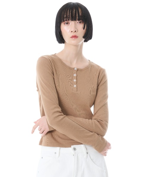 FRUIT OF THE LOOM(フルーツオブザルーム)の「FTL ヘンリーネック 2カラーパック L/S(Tシャツ/カットソー・レディース・パープル/レッド/ブラウン・S/M/L)」の16枚目の写真