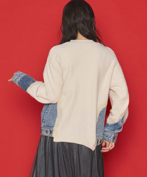 Gready Brilliant(グレディブリリアン)の「デニムドッキングクルーネックニット(ニット/セーター・レディース・グレー/アイボリー・FREE)」の9枚目の写真