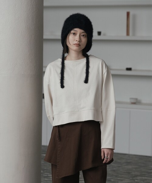 GALLEST(ギャレスト)の「ロングスリーブフォルムカットソー【洗える】(Tシャツ/カットソー・レディース・カーキ/ブルー/オフホワイト/イエロー系その他/チャコールグレー・38)」の1枚目の写真
