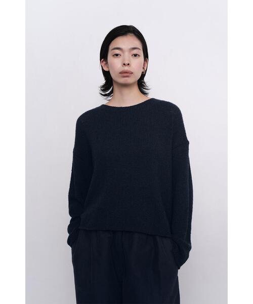 YLEVE(イレーヴ)の「YLEVE / WOOL SILK KN P/O(ニット/セーター・レディース・ブラック/ネイビー・1)」の2枚目の写真