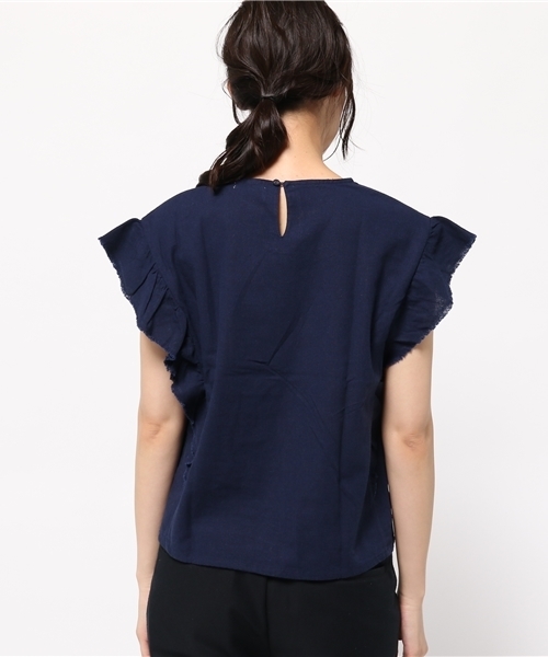 earth music&ecology(アースミュージックアンドエコロジー)の「麻混肩フリルブラウス(シャツ/ブラウス・レディース・ネイビー/ライトベージュ/カーキ/キャメル・FREE)」の12枚目の写真