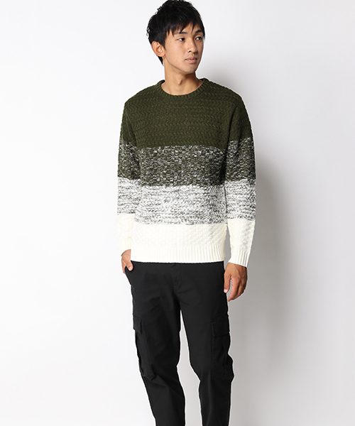 ikka（イッカ）の「グラデーションニットプルオーバー（ニット/セーター・メンズ・オリーブ/ライトグレー/ネイビー・LARGE/MEDIUM/X-LARGE）」の11枚目の写真