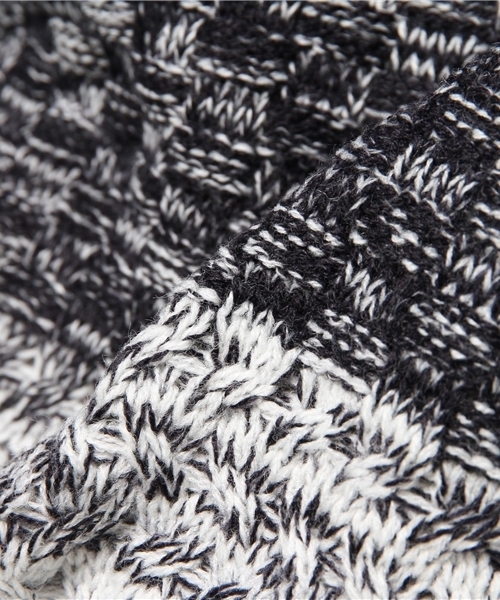 ikka（イッカ）の「グラデーションニットプルオーバー（ニット/セーター・メンズ・オリーブ/ライトグレー/ネイビー・LARGE/MEDIUM/X-LARGE）」の16枚目の写真