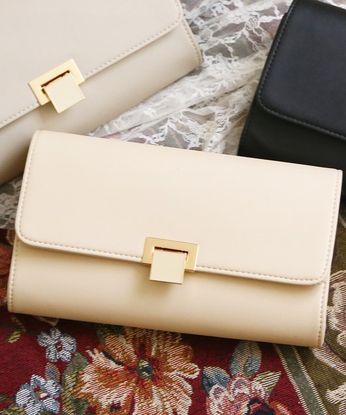 PourVous（プールヴー）の「スクエアロッククラッチバック 同窓会 結婚式 オケージョン 二次会（クラッチバッグ・レディース・ベージュ/ブラック/グレイッシュベージュ・FREE）」の2枚目の写真