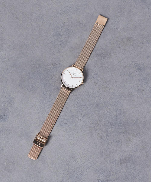 Daniel Wellington(ダニエルウェリントン)の「<Daniel Wellington(ダニエル ウェリントン)>PETITE WHITE 腕時計32mm†◆(アナログ腕時計・レディース・ゴールド/シルバー・FREE)」の4枚目の写真