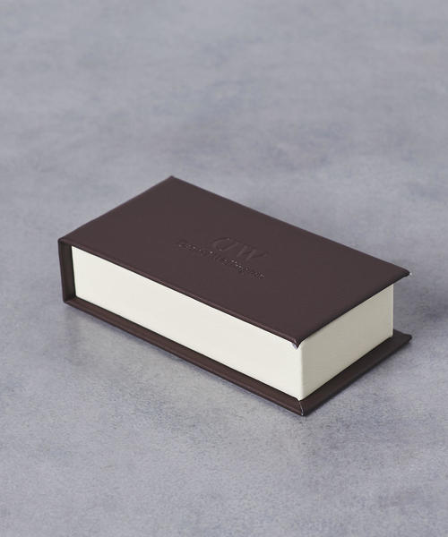 Daniel Wellington(ダニエルウェリントン)の「<Daniel Wellington(ダニエル ウェリントン)>PETITE WHITE 腕時計32mm†◆(アナログ腕時計・レディース・ゴールド/シルバー・FREE)」の13枚目の写真