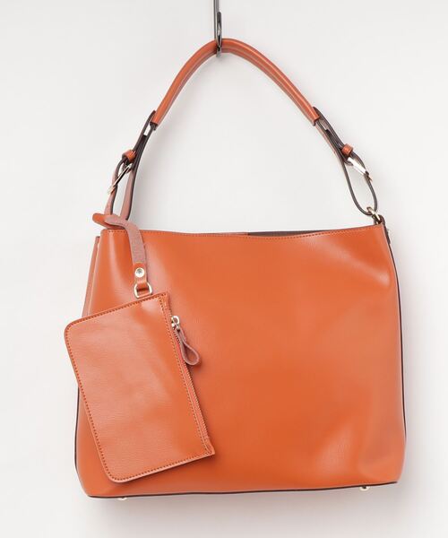 VitaFelice（ヴィータフェリーチェ）の「A4対応 通勤トートバッグ 11ポケット 自立 ワンハンドルショルダー 【パスケース付き】 ビジネスバッグ（トートバッグ・レディース・ブラック/グレー/キャメル/ワイン/オレンジ/ベージュ系その他/ライトグリーン/チョコ/ベージュ系その他2/ブルー系その他/バーガンディー/ライトグレー/ダークグリーン/モカ/ネイビー・FREE）」の15枚目の写真