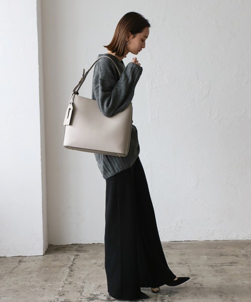 セール】11収納ワンハンドルショルダートートバッグ オンオフ兼用 A4