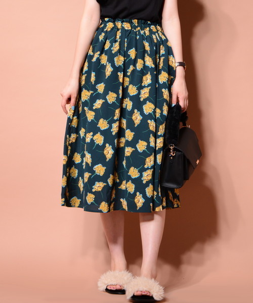 natural couture(ナチュラルクチュール)の「PPいろいろ柄ギャザースカート(スカート・レディース・ボルドー/グリーン/ブルー系その他/ブラック/ネイビー・FREE)」の3枚目の写真