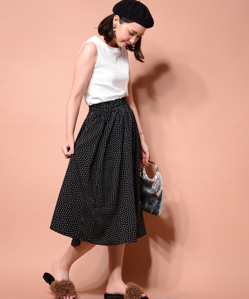 natural couture(ナチュラルクチュール)の「PPいろいろ柄ギャザースカート(スカート・レディース・ボルドー/グリーン/ブルー系その他/ブラック/ネイビー・FREE)」の2枚目の写真