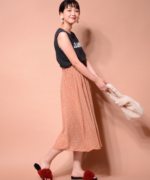 natural couture(ナチュラルクチュール)の「PPいろいろ柄ギャザースカート(スカート・レディース・ボルドー/グリーン/ブルー系その他/ブラック/ネイビー・FREE)」の13枚目の写真