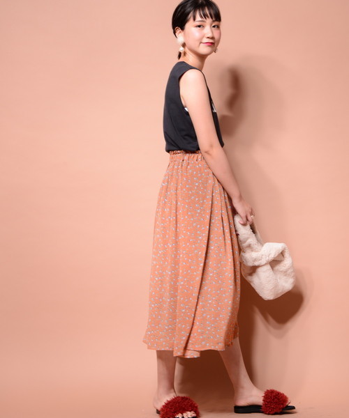 natural couture(ナチュラルクチュール)の「PPいろいろ柄ギャザースカート(スカート・レディース・ボルドー/グリーン/ブルー系その他/ブラック/ネイビー・FREE)」の14枚目の写真