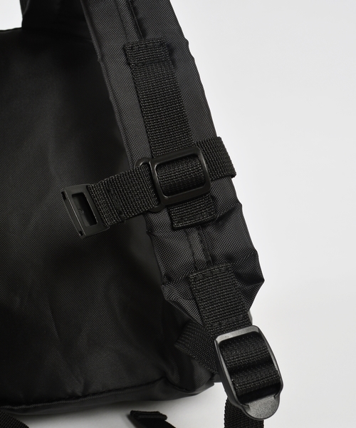 SHIPS（シップス）の「SHIPS KIDS:デイパック S (ブラック)（バックパック/リュック・キッズ・ブラック・ONE SIZE）」の5枚目の写真