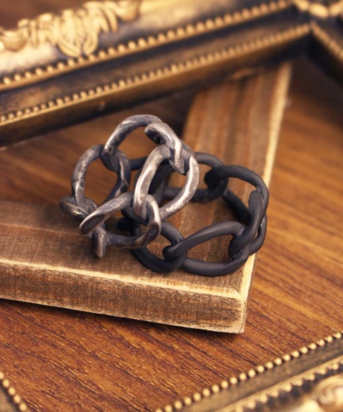 Vaya Con Dios（ヴァヤコンディオス）の「【VayaConDios/ ヴァヤコンディオス】ステンレス製ワイヤーチェーンリング（リング・メンズ・アンティークシルバー/ブラック/シルバー/ゴールド/シルバー系その他・#17/#19/#21）」の10枚目の写真