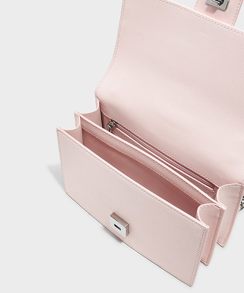 CHARLES & KEITH（チャールズ & キース）の「ドレッシースリングバッグ / DRESSY SLING BAG（メッセンジャーバッグ・レディース・ブラック/レッド/ピンク・S）」の12枚目の写真