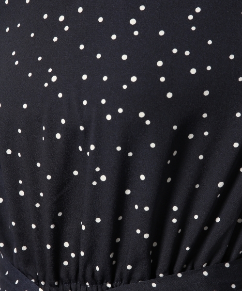 GLOBAL WORK（グローバルワーク）の「ドットプリントVネックワンピース/784555（ワンピース・レディース・ネイビー/ブラック/ダークブルー・FREE）」の9枚目の写真