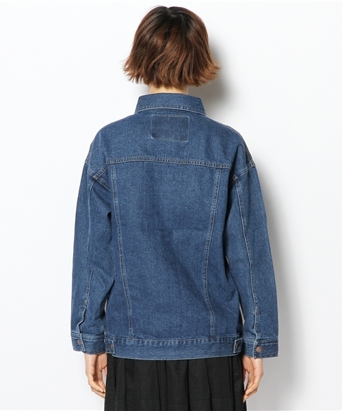 Chico(チコ)の「オーバーGジャン(デニムジャケット・レディース・ホワイト/ブルー/ネイビー・FREE)」の10枚目の写真